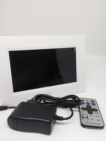 digital photo frame