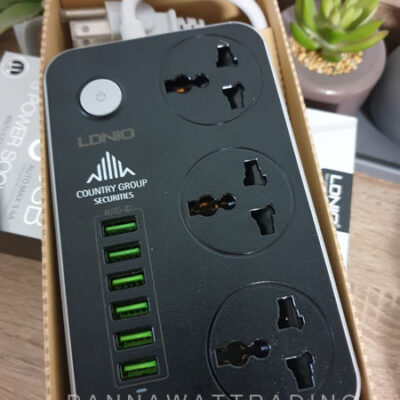 universal travel adaptor all in one